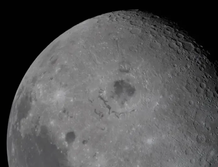 Lune surprise: 6 meteorite flashes seen by Artemis II astronauts raise urgent questions