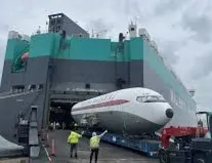 Boeing 707 moves from Georgia to Australia as restoration begins