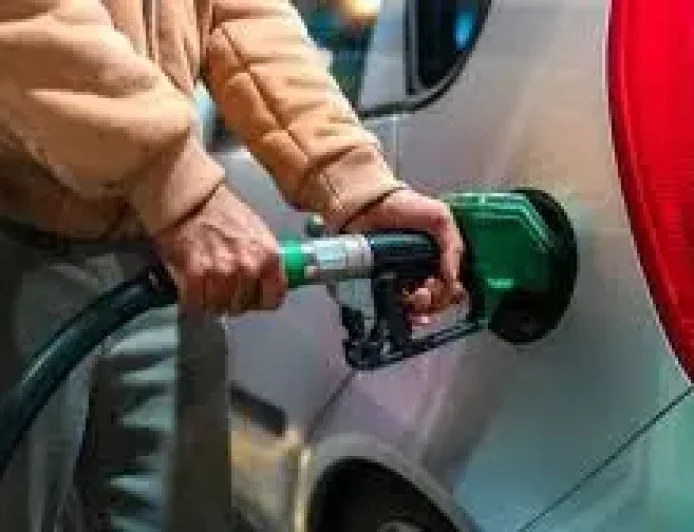 Oil Rises as Ceasefire Uncertainty Keeps Markets on Edge