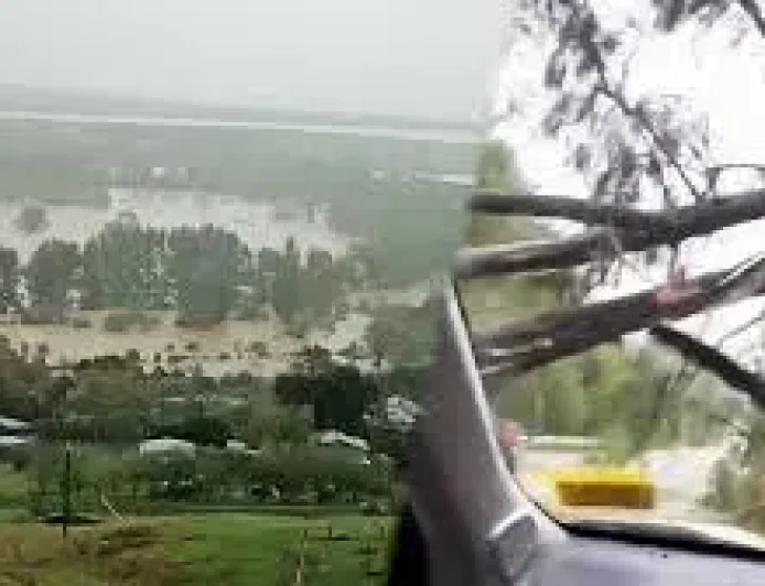 Cyclone Vaianu Leaves 5,000 Homes Without Power as Floods and Evacuations Spread