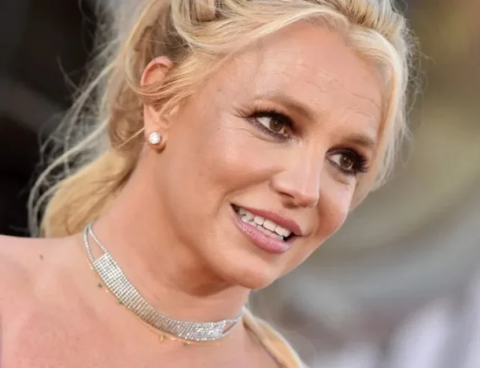Britney Spears Enters Rehab Facility for Voluntary Treatment
