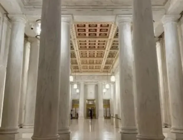 Federal Communications Commission Faces Supreme Court Scrutiny Over AT&T and Verizon Fines