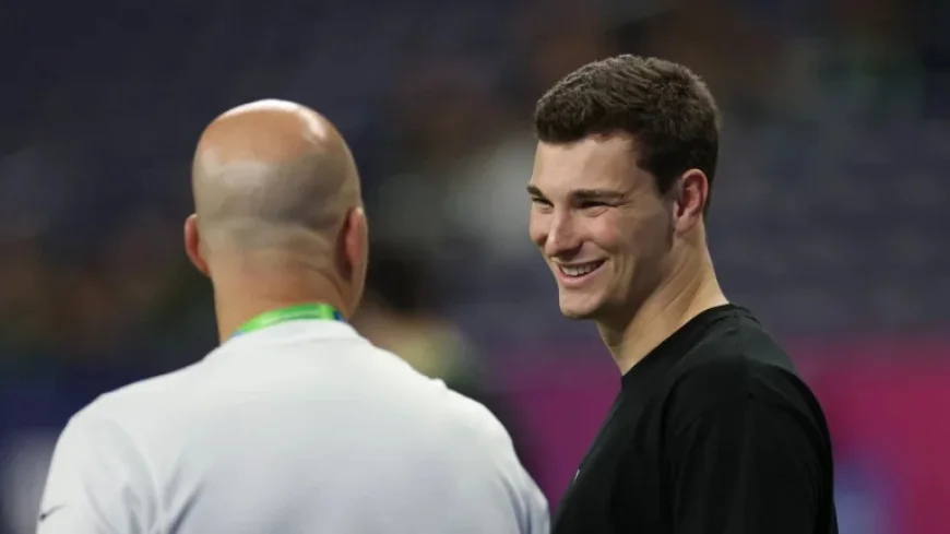 Klint Kubiak Advises Against Rookie QB Starting From Day One