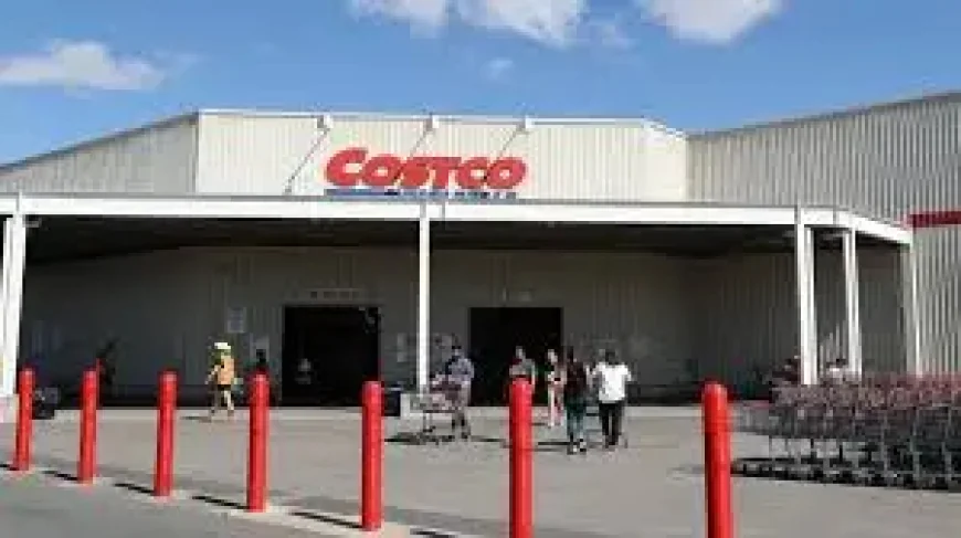 Aus News: Costco’s Expansion Turns Routine Shopping into a Lesson for One Shopper