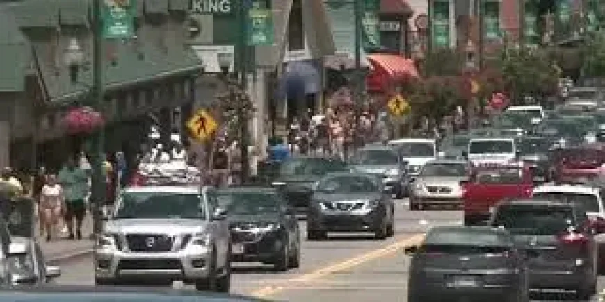 Sidney James Mountain Lodge fire displaces guests in Gatlinburg: what the overnight response reveals