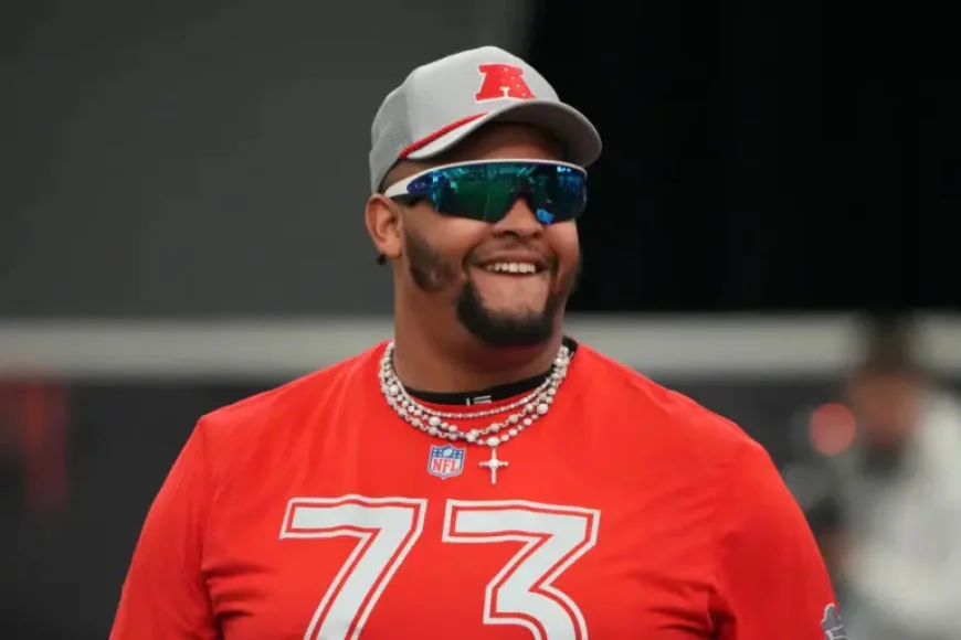 Dion Dawkins and the livestream moment that tested a bond with fans