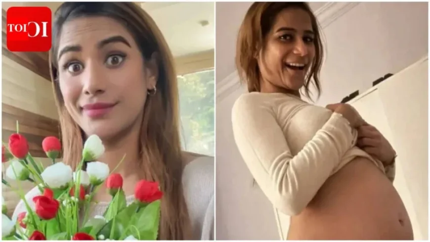 Poonam Pandey Quashes Pregnancy Rumors, Reveals Viral Bump Photos as Prank