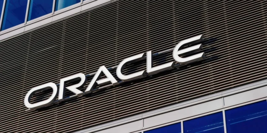 Oracle Employee Warns: AI Threatens Job Security