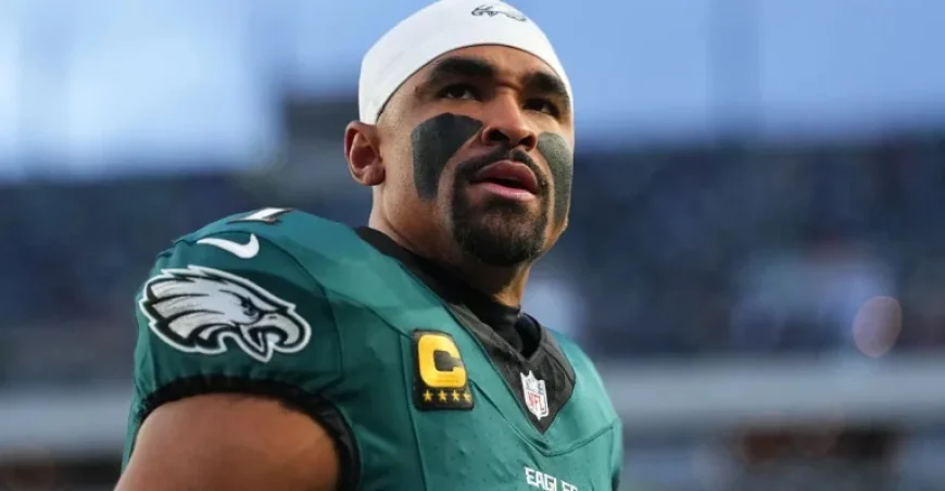 Philadelphia Eagles Reportedly Not Extending Jalen Hurts This Offseason