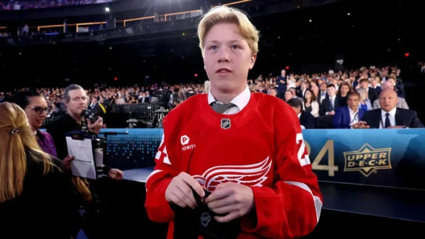 Plante, Pohlkamp, Hughes Advance as Hobey Baker Finalists