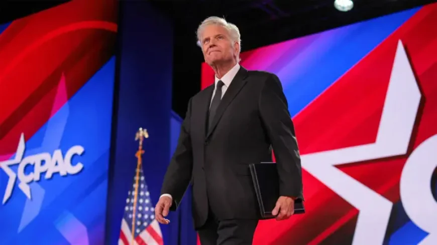 Franklin Graham prayer and Trump “heaven bound” letter ignite backlash and fresh debate