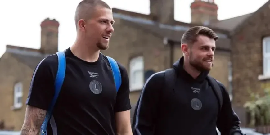 Charlton Vs Bristol City: Kelman Start and Hodgson’s Defensive Dilemma Set Good Friday Scene