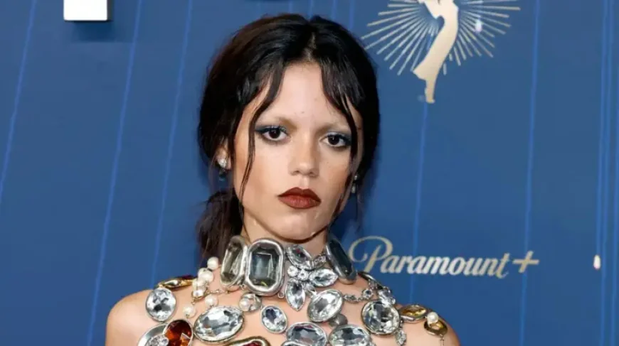 Jenna Ortega photographed with musician whose teenage artwork included neo‑Nazi symbols — a public contradiction