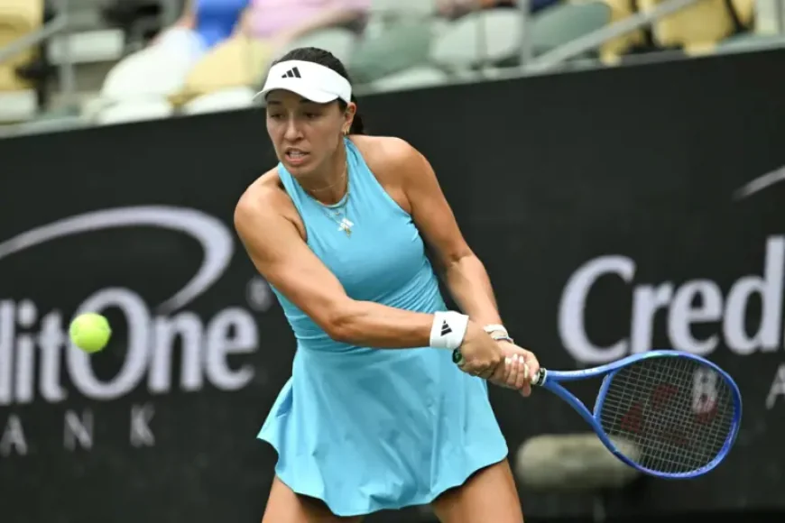 5 News: Pegula rallies past Shnaider again to reach Charleston semifinals