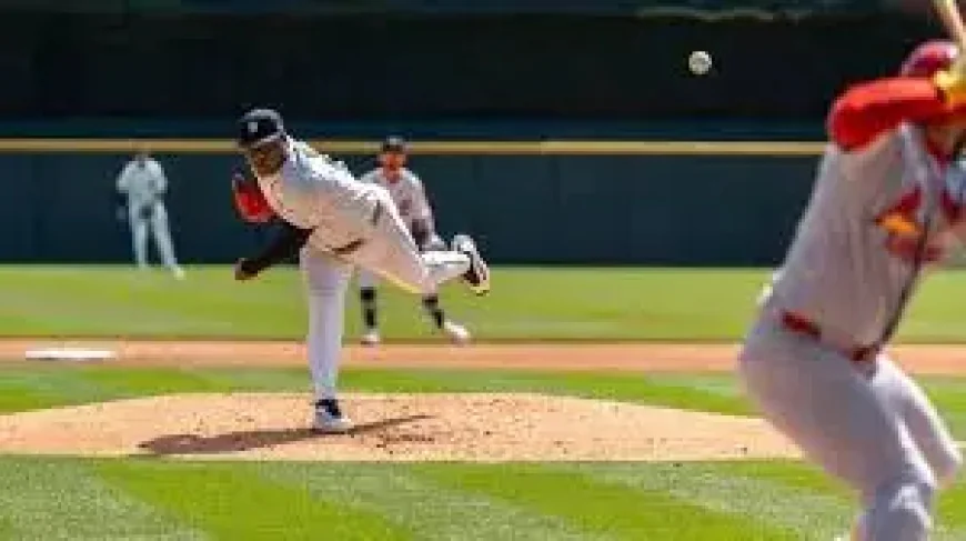 Kerry Carpenter and the hidden message in Detroit’s home opener buzz