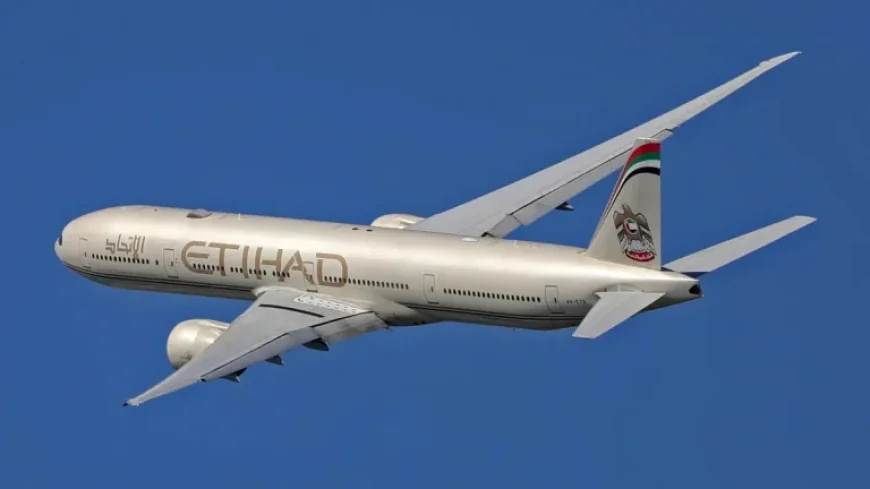 Etihad Airways Halves Fares Amid Travel Demand Drop Due to War