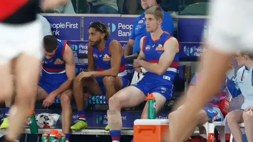 Tim English Injury casts a shadow over the Bulldogs as 2025 pressure builds