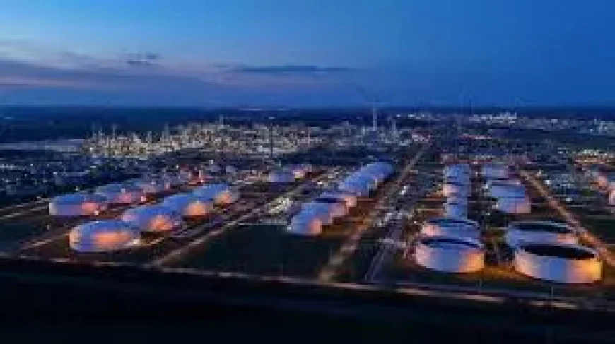 Trump Oil Prices: Markets Face Fresh Jolt as Deadline Nears