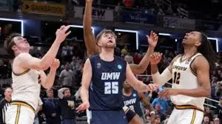 Wild Buzzer-Beater Gives Mary Washington First DIII Title