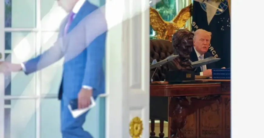 New York Times Reporter Presses Trump on Iran Threats as War Crime Questions Grow