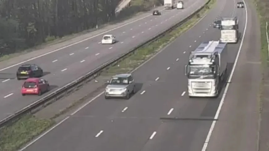 M4 Crash leaves motorway closed after serious collision on Monday night