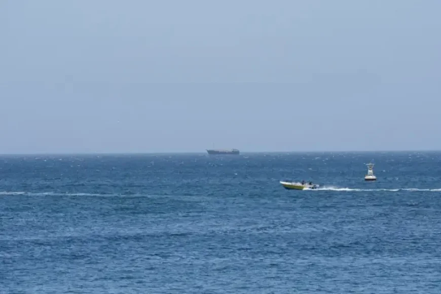 Navire at Ormuz: two crossings, one fragile ceasefire