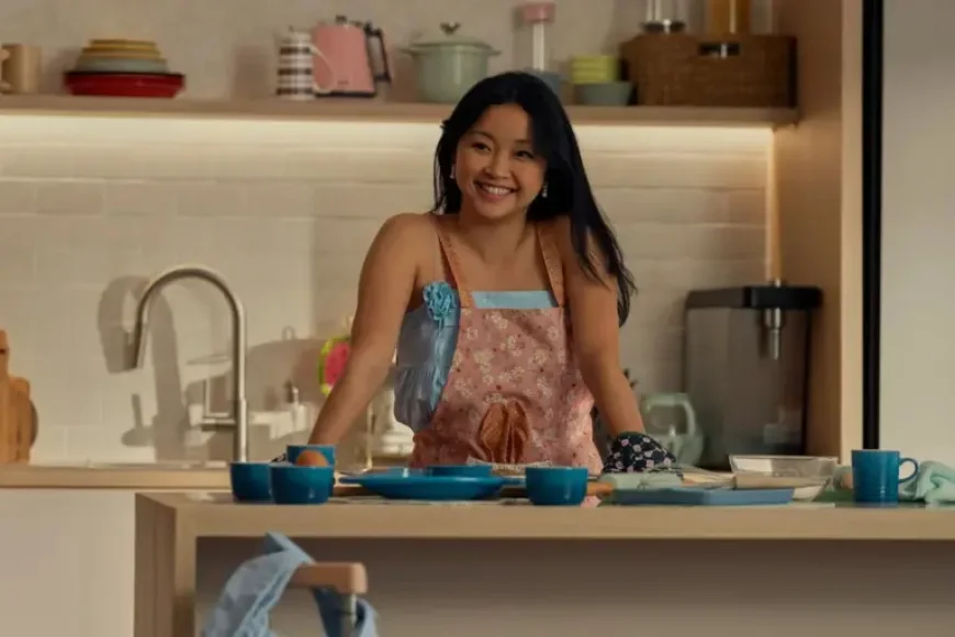Lana Condor Wants Two Futures at Once: A Libra-Scale Career, and Lara Jean Again