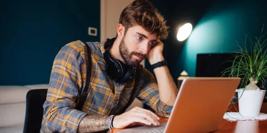 White-Collar Workers Resist AI, with 80% Rejecting Adoption Mandates