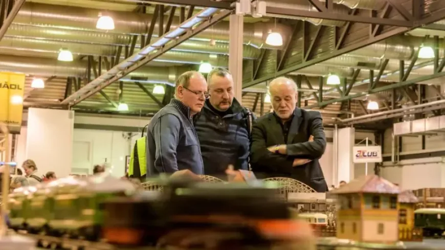 Swr Petition Draws 32,667 Signatures as 675 Pages Challenge the End of a Cult Series