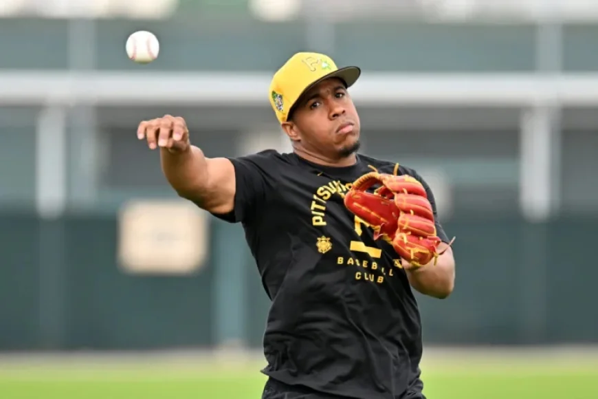 Pirates Release Enmanuel Valdez – MLB Trade Rumors