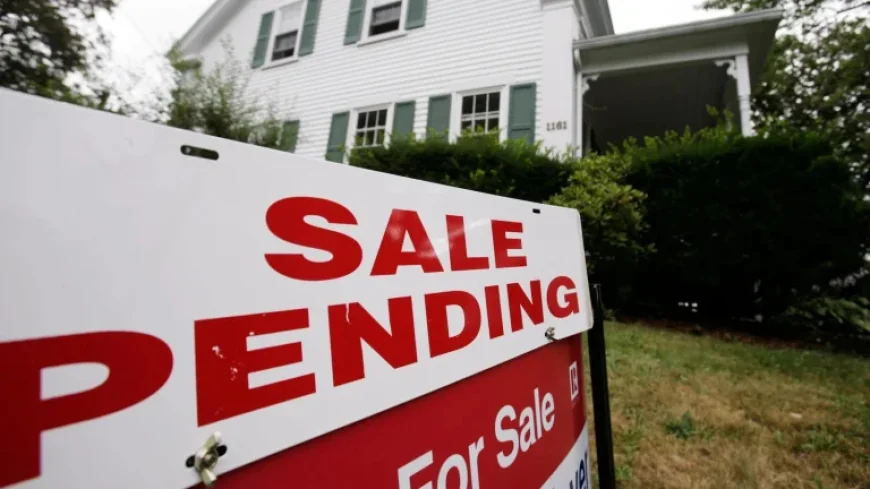US Long-term Mortgage Rate Drops to 6.37% After Five-Week Rise
