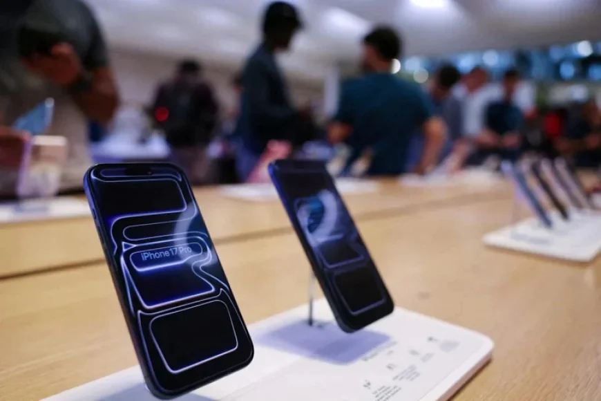 Apple Shutters Three US Stores, Including First to Unionize