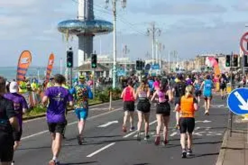 Brighton Marathon 2026: 20,000 runners, a bandstand stop and a flamingo hat twist