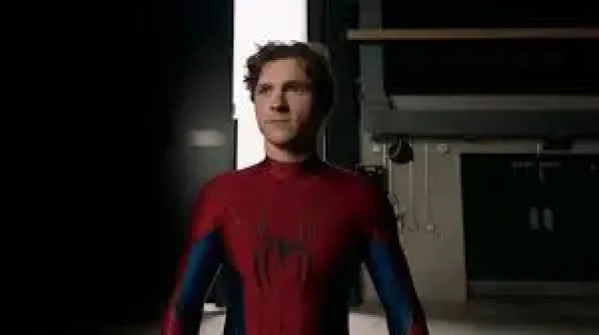 Marvel Avengers Doomsday: Simu Liu’s Post Turns a Holiday Image Into a Casting Mystery