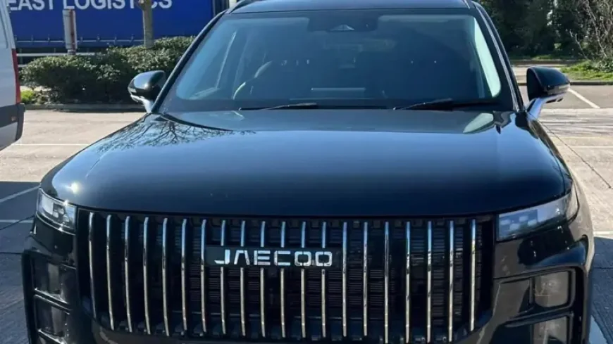 Range Rover-style alarm as dad calls for recall after £35,000 Temu Range Rover stops on 60mph road