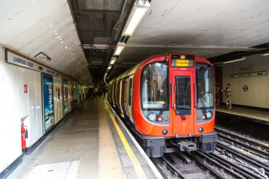 Transport For London Faces a Weekend of 2 Major Tube Closures and Severe Disruption