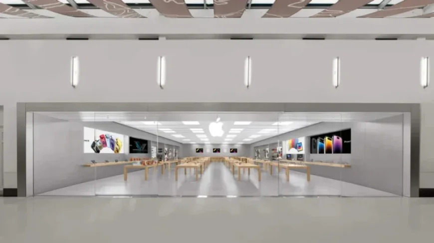 Apple Shutters U.S. Unionized Store, Prompting Union Outrage