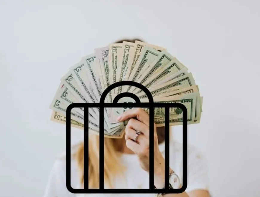 Major US Airlines Hike Checked Bag Fees: American, Alaska, United, Delta, Southwest