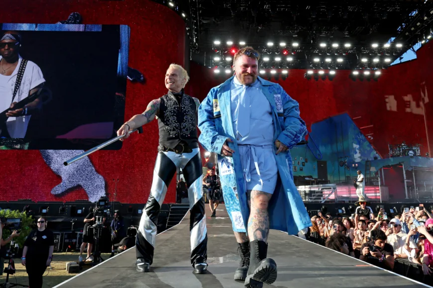 Coachella 2026 Kicks Off With Sabrina Carpenter's Hollywood Spectacle