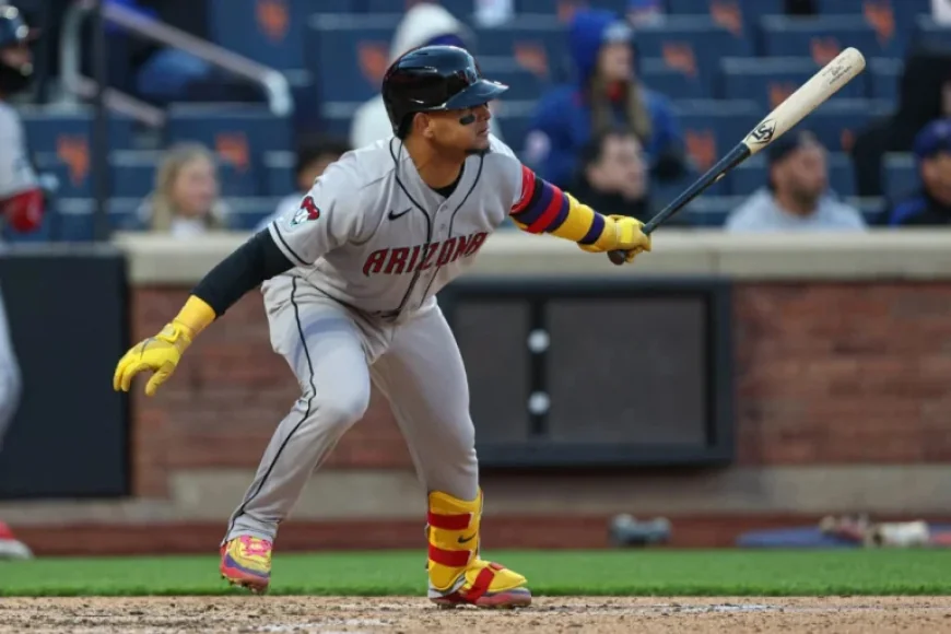 Diamondbacks Place Gabriel Moreno on Injured List