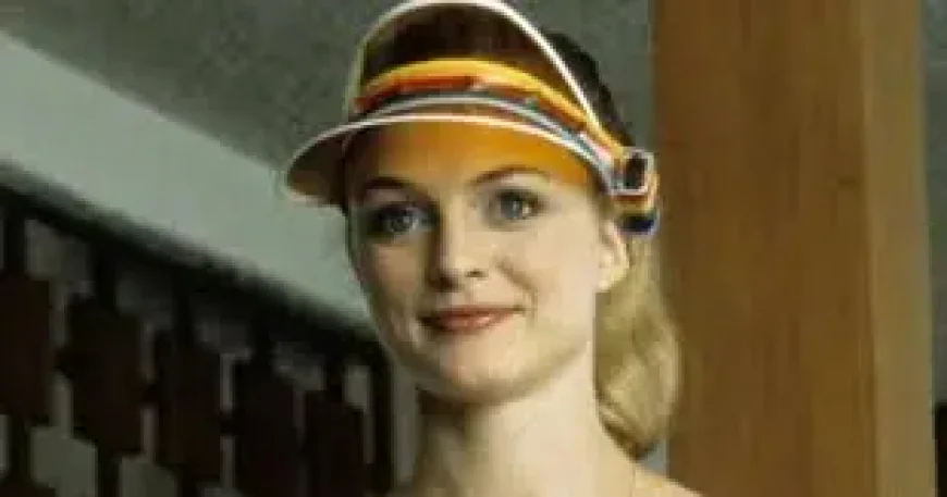 Heather Graham Says 1 Strict Family Dynamic Pushed Her Toward Hollywood Independence