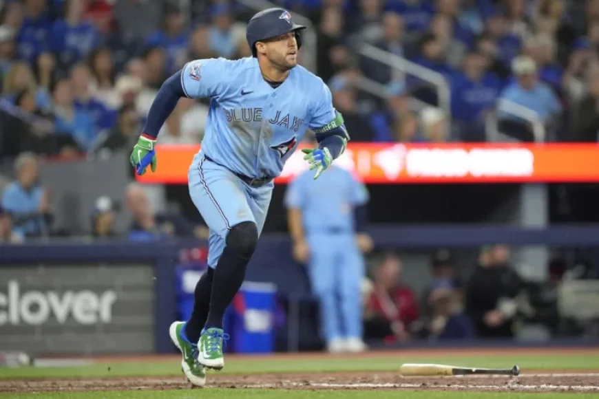 George Springer Leaves Game with Left Toe Fracture