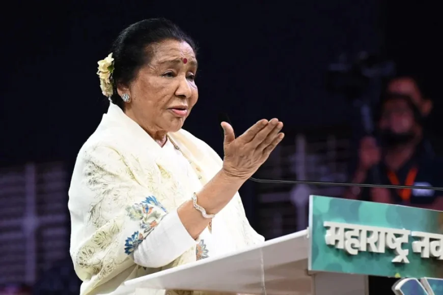 Legendary Bollywood Singer Asha Bhosle Passes Away at 92