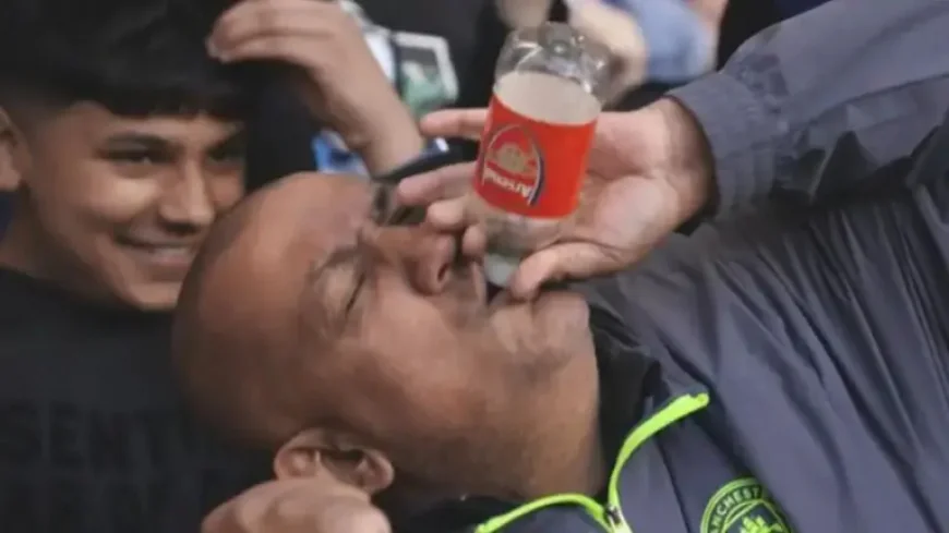 Bottle job? Man City Fan Arsenal Bottle Taunt as Chelsea Rout Narrows Title Gap