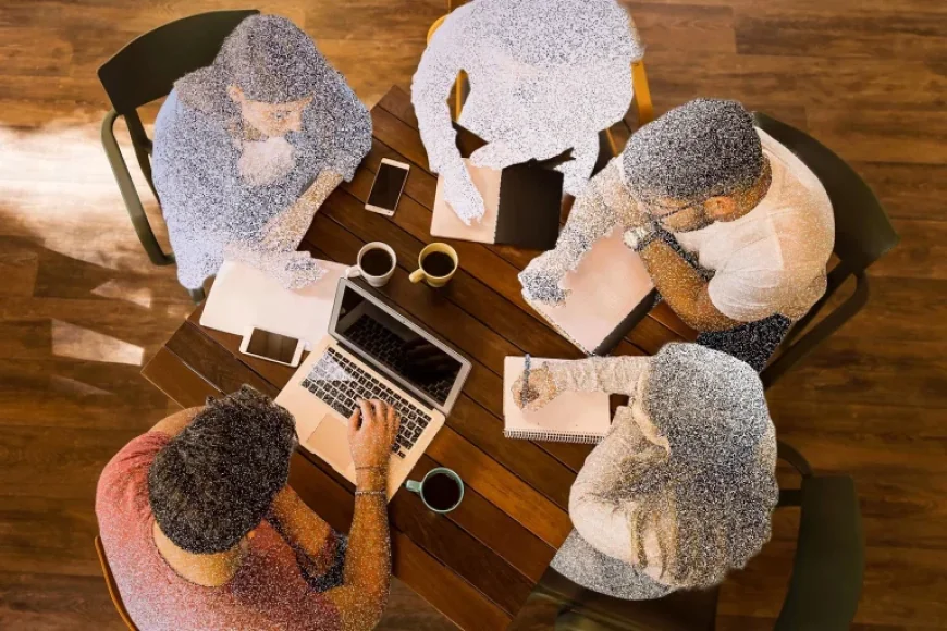 AI’s Crucial Role for Writers Diminishes Across the Internet