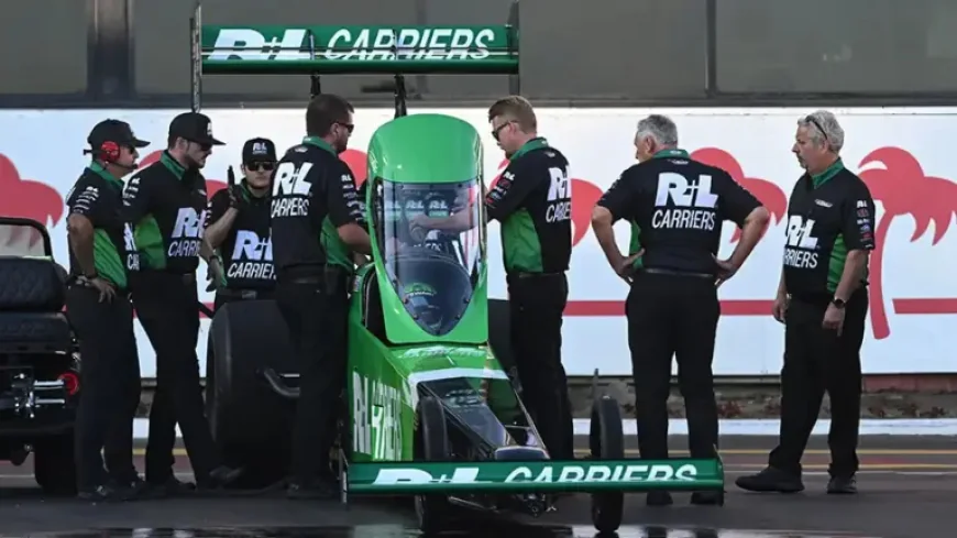 Nhra at the Winternationals as the weather and track shape the day