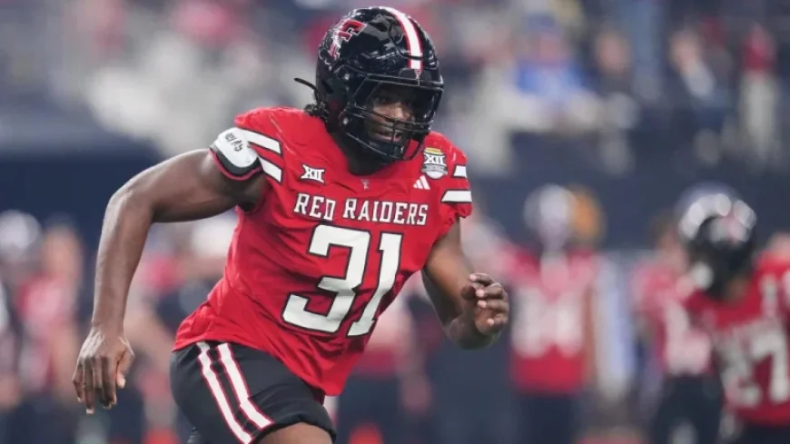 Arizona Cardinals Consider Mega-Trade in 2026 NFL Mock Draft, Pick No. 3