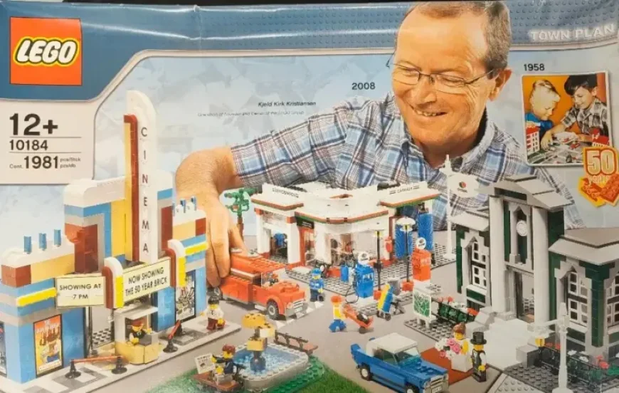 Lloyds Auctions Lego: $250K Collection Starts at $1 in Rare Seven-Part Sale