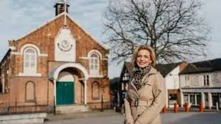 Samantha Niblett Calls for Lifelong Sex Education in 1 Debate Over Abuse and Consent