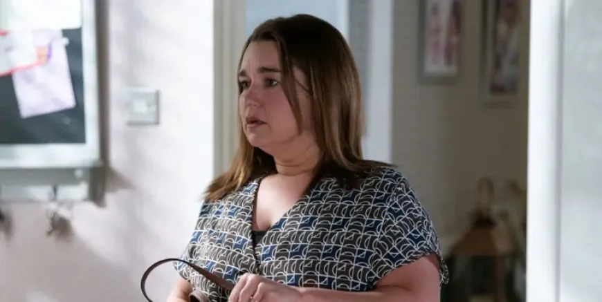 Vicky Eastenders spoiler: 7 clues point to a confession as blackmailer pressure rises